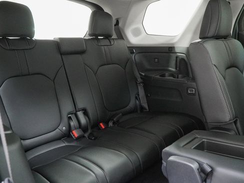 New 2026 Honda Pilot image 44