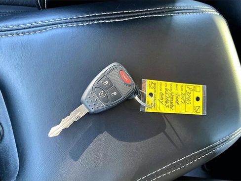 Used 2017 Jeep Wrangler Unlimited Freedom Edition image 35