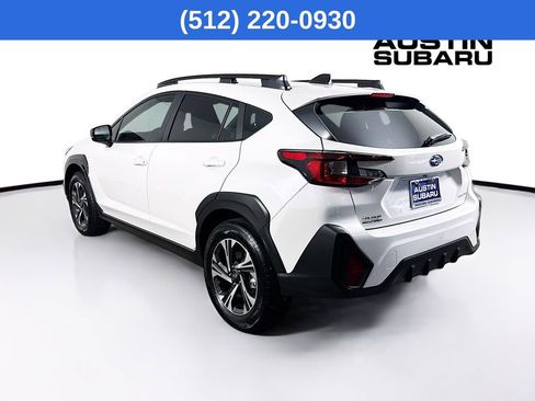 Used 2025 Subaru Crosstrek 2.0i Premium image 6