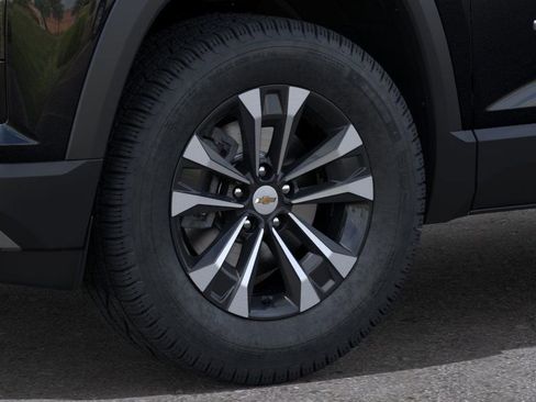 New 2026 Chevrolet Equinox LT w/ Safety and Technology Package FWD image 9
