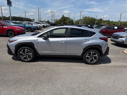Used 2025 Subaru Crosstrek 2.0i Premium AWD/4WD image 11