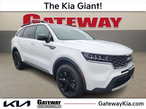 Certified 2023 Kia Sorento S w/ Panoramic Sunroof Package AWD/4WD image 1