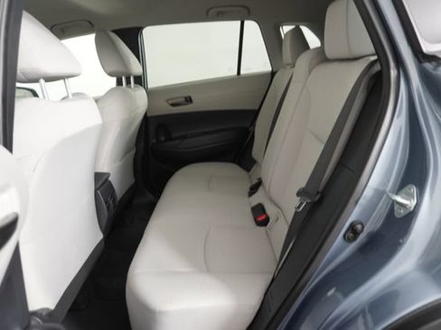 Used 2023 Toyota Corolla Cross LE FWD image 33