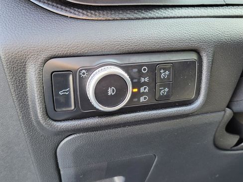 Used 2023 Ford Explorer ST-Line image 21