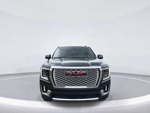 Certified 2022 GMC Yukon XL Denali w/ Denali Ultimate Package image 2