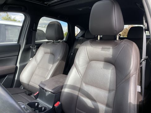 Certified 2022 MAZDA CX-5 Signature image 10