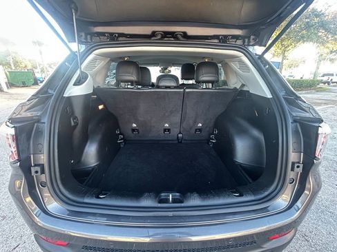 Used 2018 Jeep Compass Latitude w/ Popular Equipment Group image 32