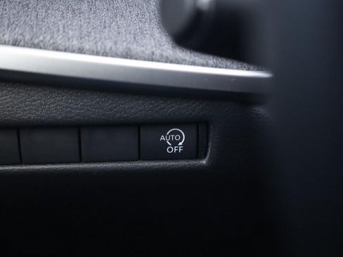 New 2026 Nissan Kicks SV w/ SV Premium Package FWD image 12