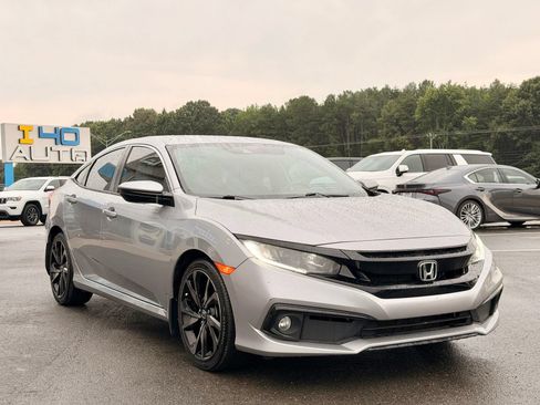 Used 2019 Honda Civic Sport image 8