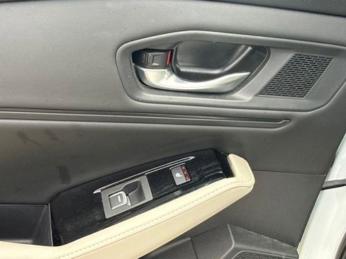 Used 2023 Honda Accord Touring image 10