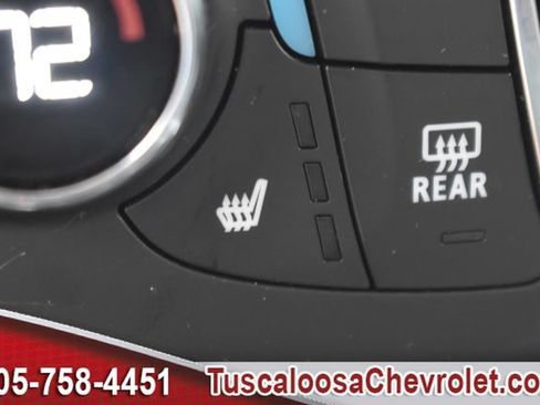 Used 2023 Chevrolet Traverse RS FWD image 42