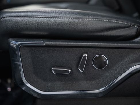 Certified 2023 Ford F150 Lariat w/ Equipment Group 502A High image 39