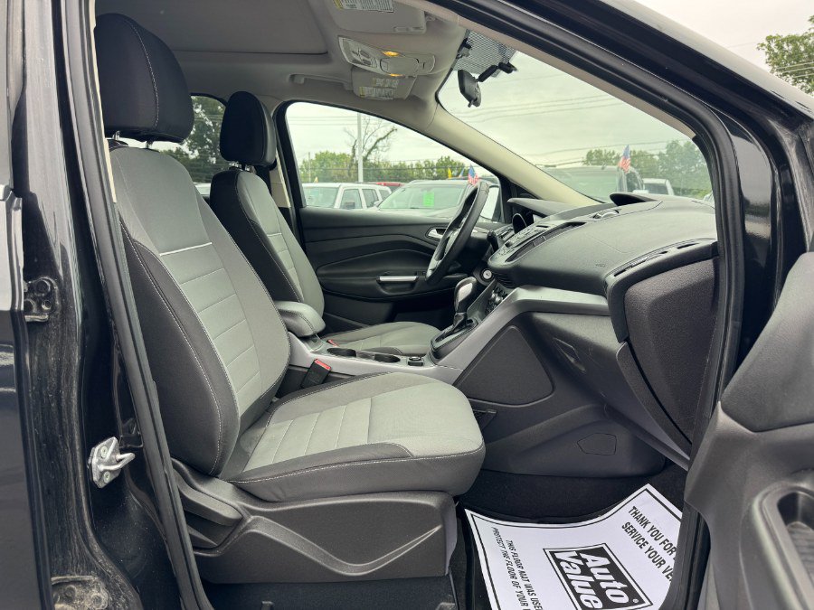 Used 2015 Ford Escape SE AWD/4WD image 19