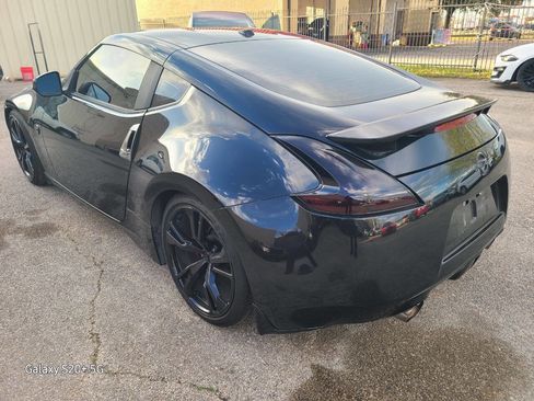 Used 2018 Nissan 370Z Coupe image 4