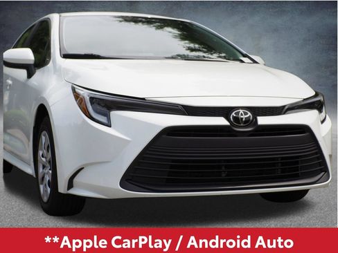 Used 2026 Toyota Corolla LE FWD image 3