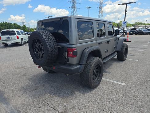 Used 2020 Jeep Wrangler Unlimited Rubicon w/ Steel Bumper Group AWD/4WD image 6