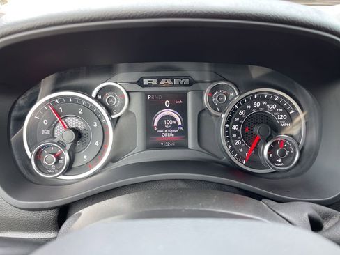 Used 2025 RAM 3500 Big Horn AWD/4WD image 9