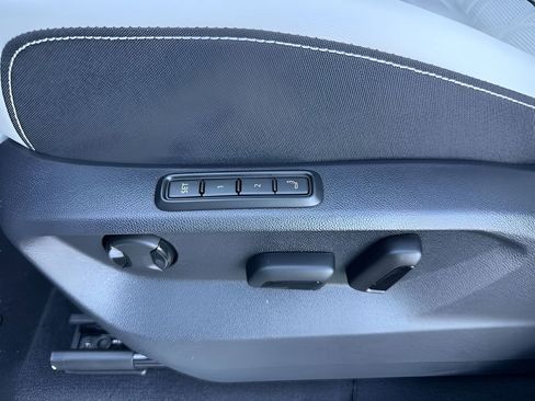 New 2026 Volkswagen Atlas Cross Sport SEL Premium R-Line image 12