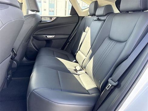 Certified 2025 Lexus NX 250 FWD w/ Towing Package (2000 Lbs) image 22