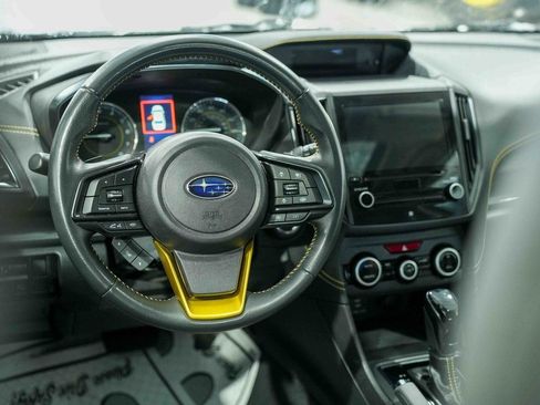 Used 2022 Subaru Crosstrek 2.5i Sport w/ Moonroof Package image 18