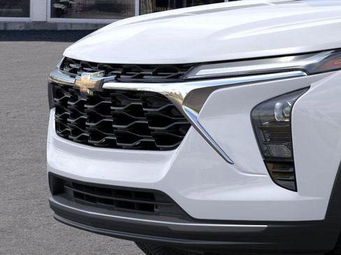 New 2026 Chevrolet Trax LT image 34