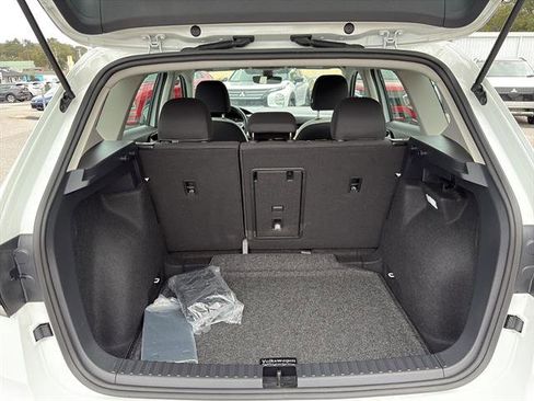 Certified 2025 Volkswagen Taos S FWD image 11