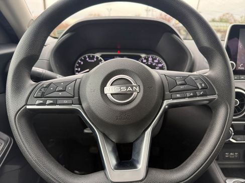 Used 2024 Nissan Sentra SV image 27