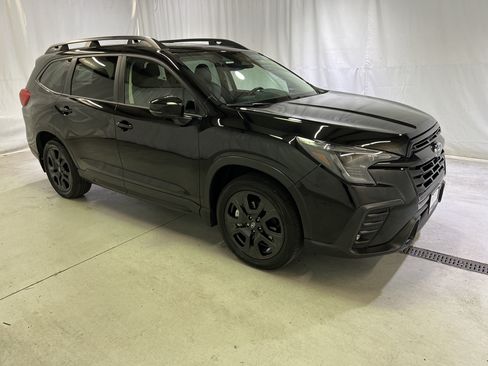 Used 2024 Subaru Ascent Onyx Edition Limited w/ Popular Package Onyx AWD/4WD image 2