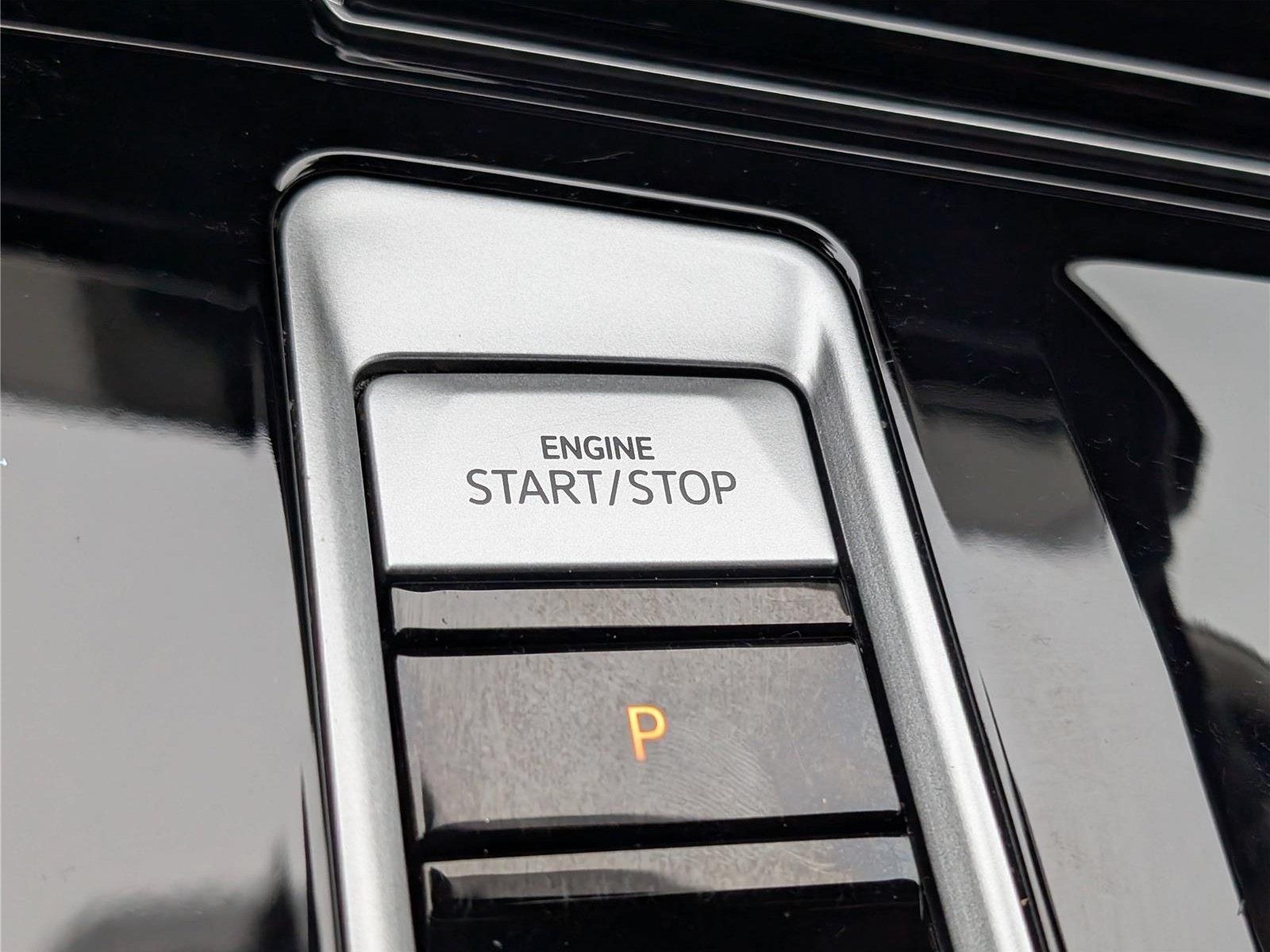 Used 2024 Volkswagen Atlas SE AWD/4WD image 27