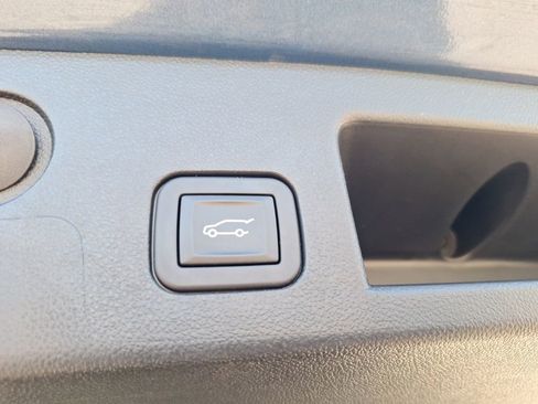 Used 2025 Chevrolet Equinox LT w/ Convenience Package II image 15