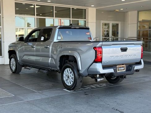 New 2025 Toyota Tacoma SR5 image 9
