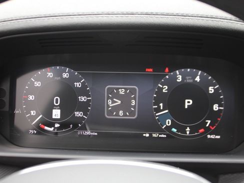 Certified 2024 Land Rover Discovery Dynamic SE image 12