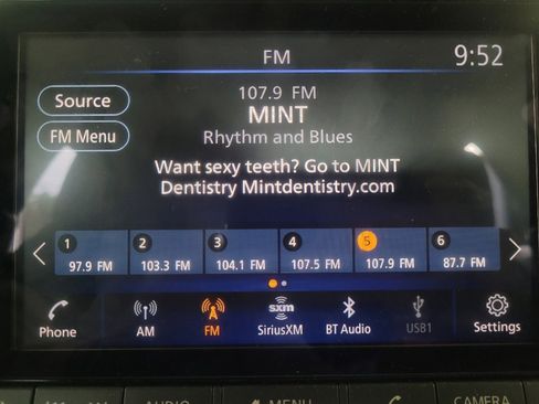 Used 2024 Nissan Altima 2.5 SV image 25