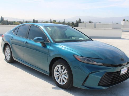 Used 2026 Toyota Camry LE FWD image 2