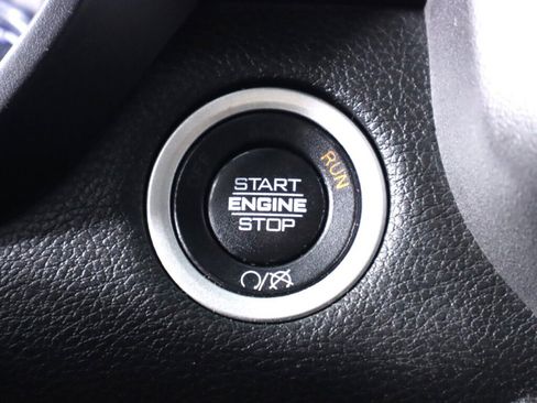 Used 2021 RAM 3500 Big Horn image 28