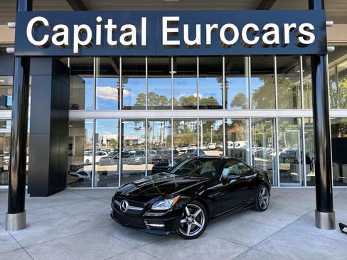 Used 2015 Mercedes-Benz SLK 250 image 1