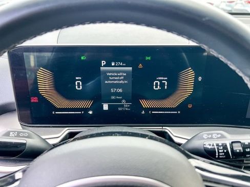 Certified 2024 Kia Sorento S image 19