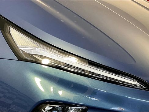 Used 2025 Buick Enclave Preferred image 19