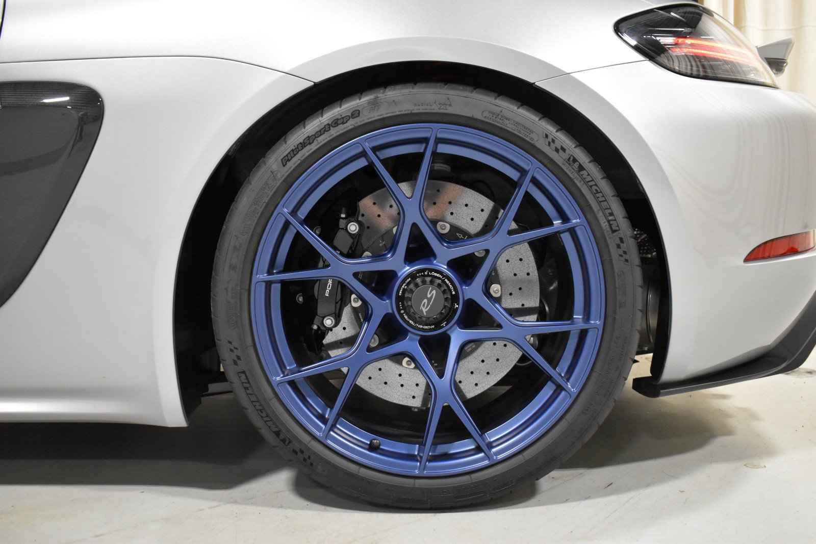 Used 2024 Porsche 718 Cayman GT4 RS RWD image 22
