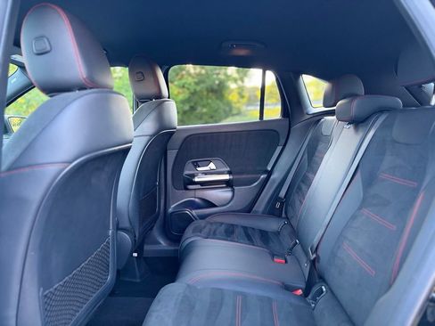 Used 2023 Mercedes-Benz GLA 250 4MATIC image 23