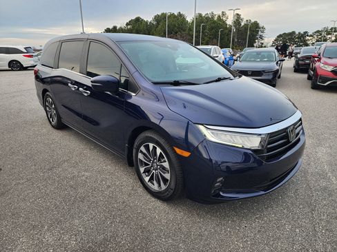 Certified 2022 Honda Odyssey EX-L image 2