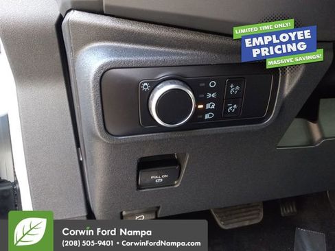 New 2025 Ford Bronco 4-Door AWD/4WD image 13