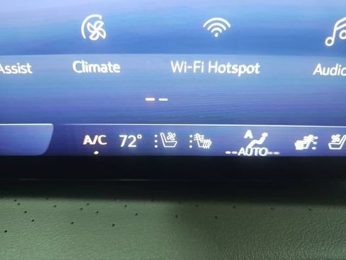 Used 2025 Buick Enclave Avenir w/ Super Cruise Package AWD/4WD image 26