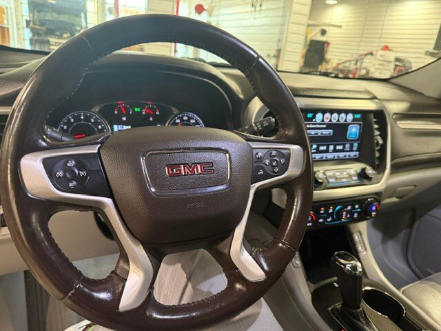 Used 2017 GMC Acadia SLT AWD/4WD image 58