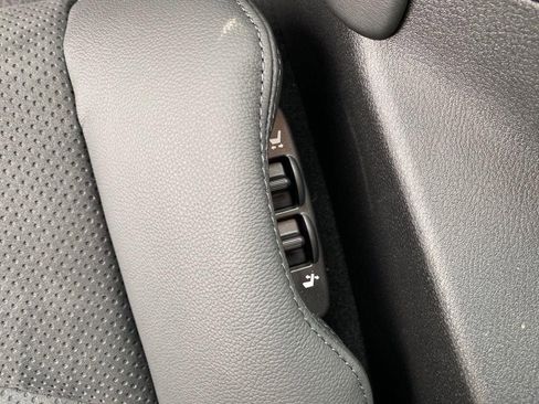 New 2024 Nissan Z Performance w/ Heritage Edition image 25