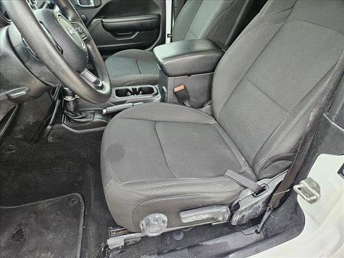 Used 2021 Jeep Wrangler Sport image 15