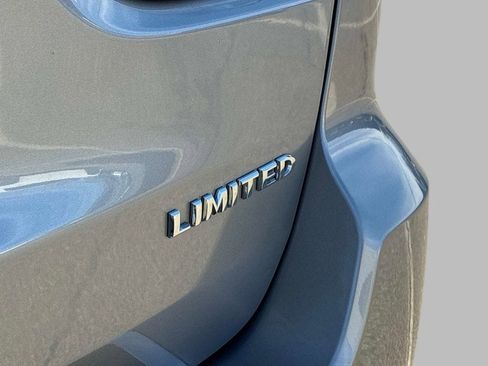 Used 2020 Jeep Grand Cherokee Limited AWD/4WD image 14