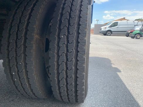 Used 2014 Ford F550 4x4 Regular Cab Super Duty image 47