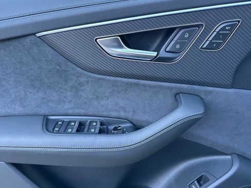 New 2026 Audi SQ8 Prestige image 10