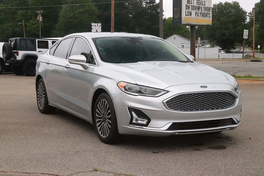 Used 2019 Ford Fusion Titanium AWD/4WD image 3